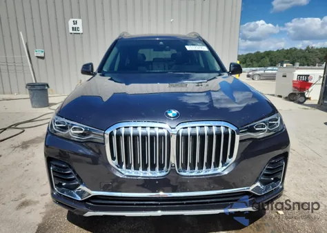 2021 BMW X7 xDrive40I z USA, uszkodzony, nr VIN 5UXCW2C08M9E32292